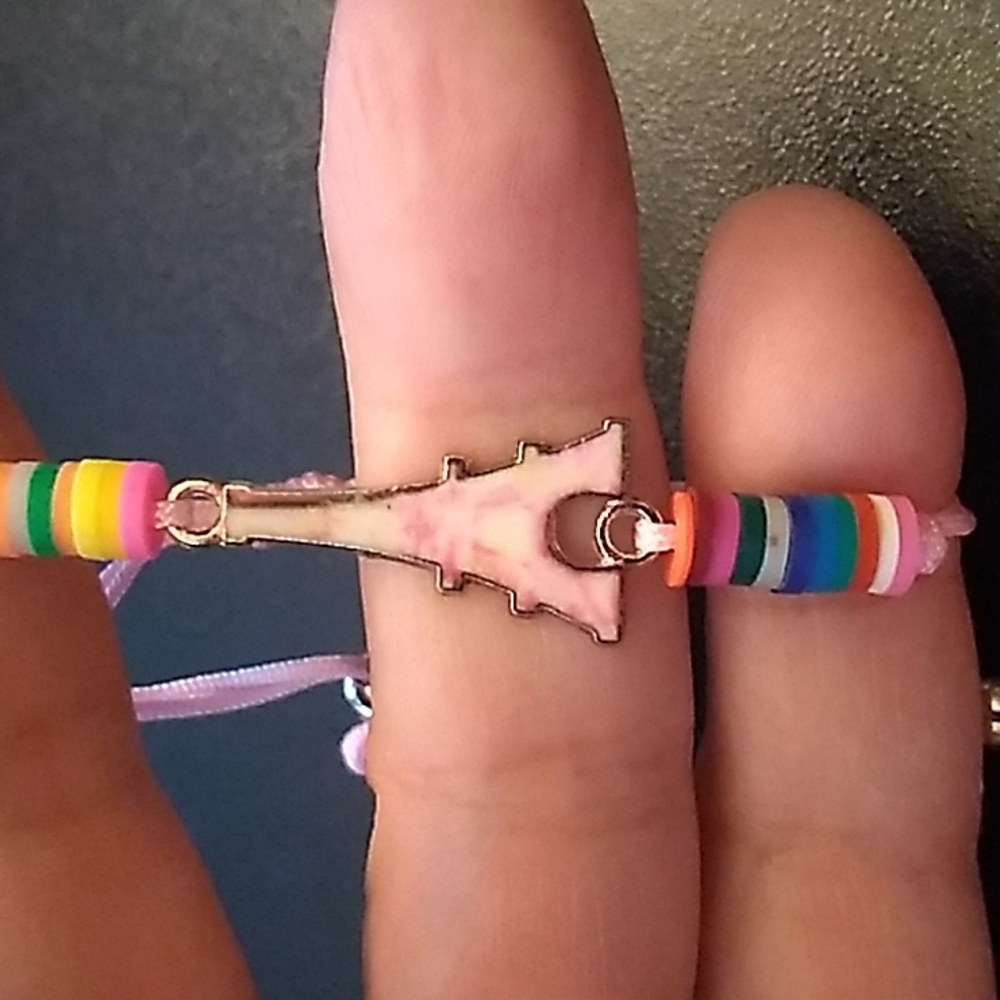 BBTO Gorgeous Eiffel Tower Bracelet w Pink Cording up to 10 inches - Picture 1 of 6